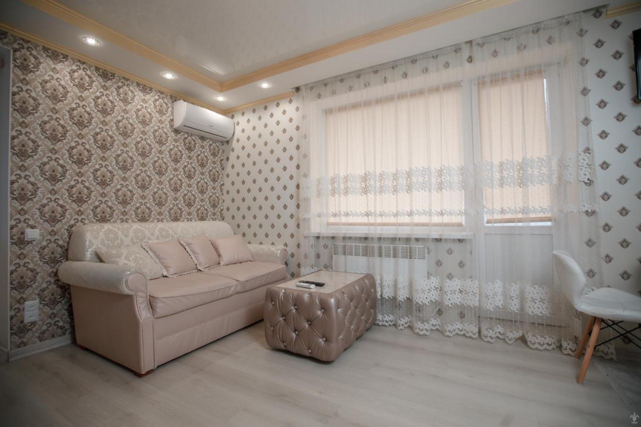 Apartaments On Preobrazhenskaya 8 Кропивницкий Екстериор снимка